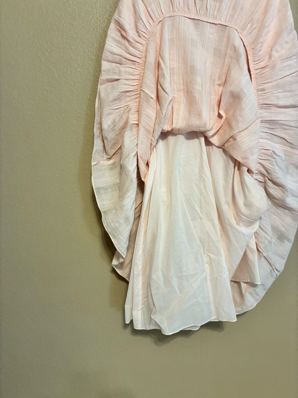 Veronica Beard Blush Pink V-Neck Tiered Midi Dress - Picture 6 of 9